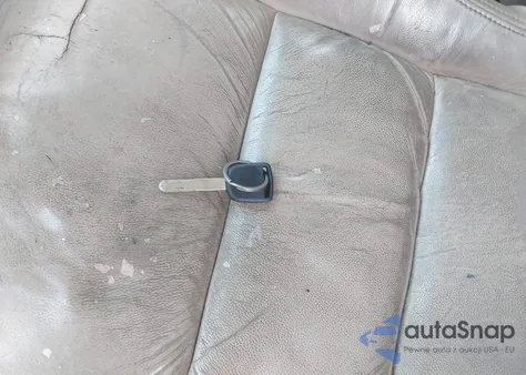 2010 Honda Accord 2.4 Ex-L z USA, uszkodzony, nr VIN 1HGCP2F89AA034324